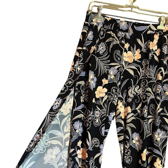 NWT! 1. State floral print pants. Size small - Picture 9 of 14